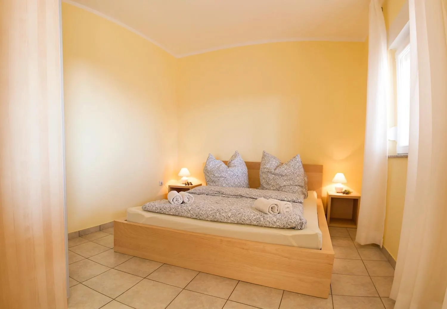 Basic Apartments - Ferienhaus Basic Croatia Vir Island