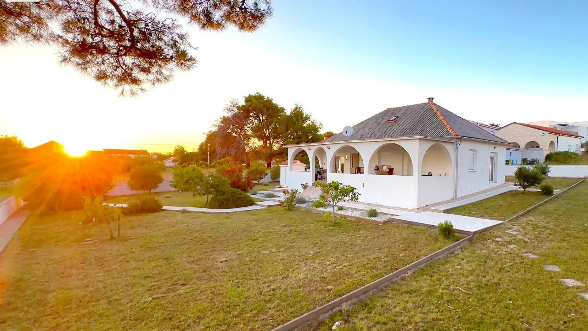 Holiday home Basic Apartments - Ferienhaus Basic Croatia Vir Island Croatia